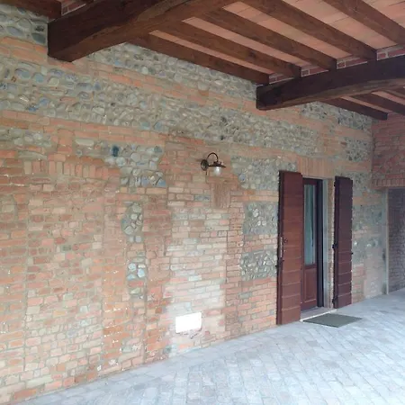 Κατάλυμα σε φάρμα Da Luca Calendasco